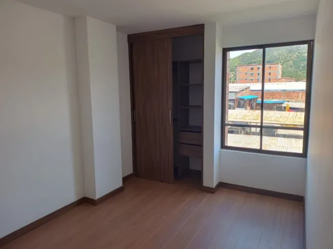 Apartamento de 3 alcobas en venta en Suarez, Bello, 72 m² · foto 8 de 16