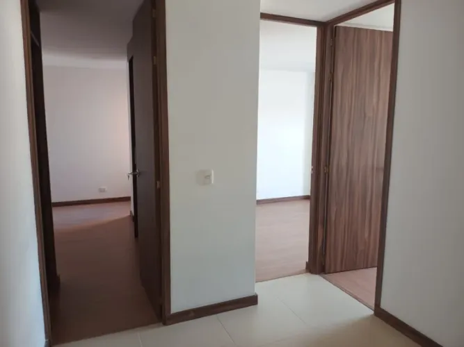 Apartamento de 3 alcobas en venta en Suarez, Bello, 72 m² · foto 11 de 16