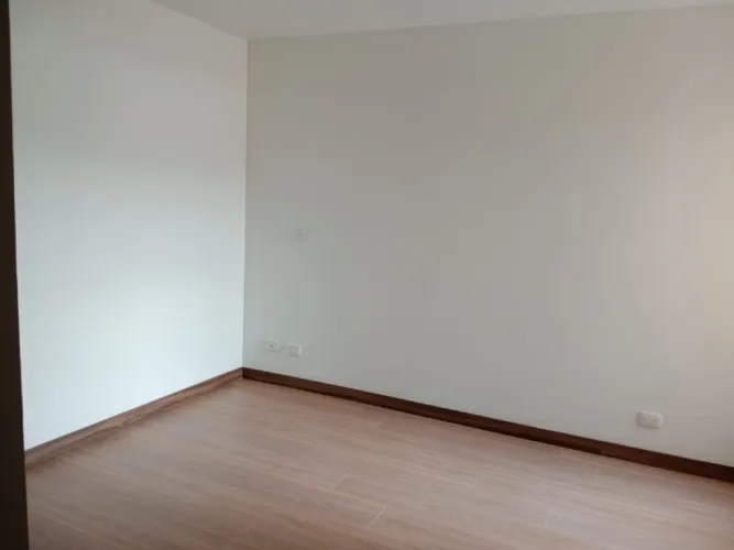 Apartamento de 3 alcobas en venta en Suarez, Bello, 72 m² · foto 13 de 16