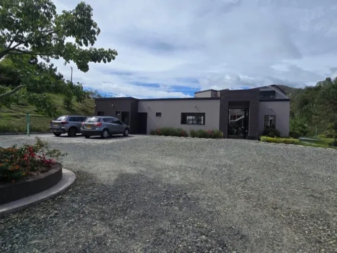 Finca en venta en Don Diego, El Retiro, 380 m² · foto 9 de 20