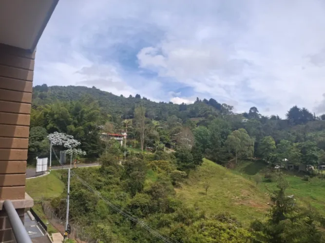 Apartamento de 2 alcobas en venta en La Ceja, 68 m² · foto 6 de 16