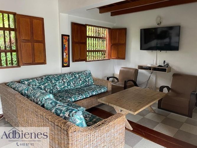 Finca en venta en Copacabana, 250 m² · foto 5 de 11