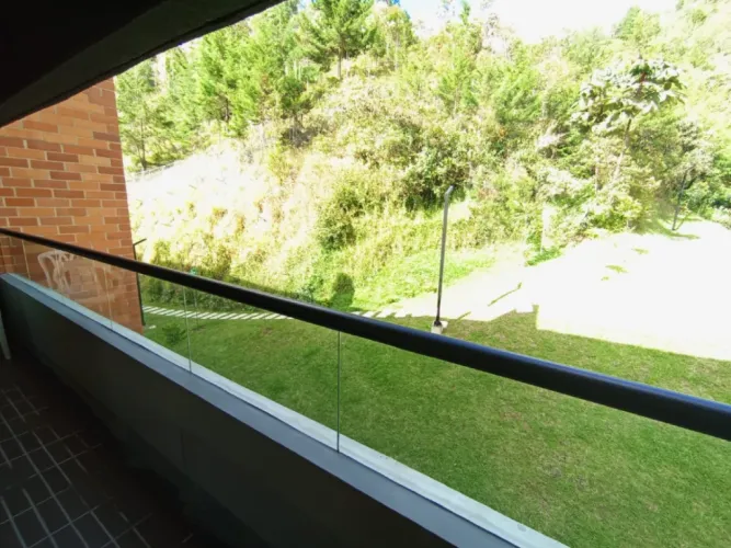 Apartamento de 1 alcoba en venta en Santa Elena, El Retiro, 52 m² · foto 2 de 10