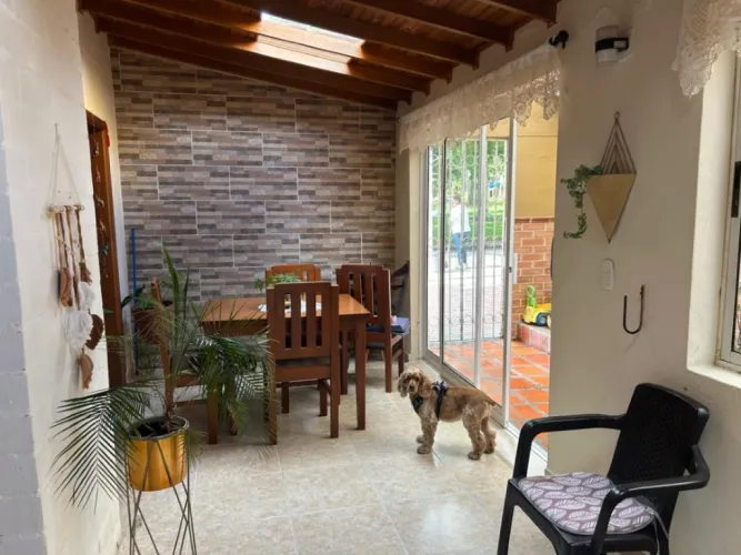 Casa de 3 alcobas en venta en La Ceja, 201 m² · foto 10 de 15