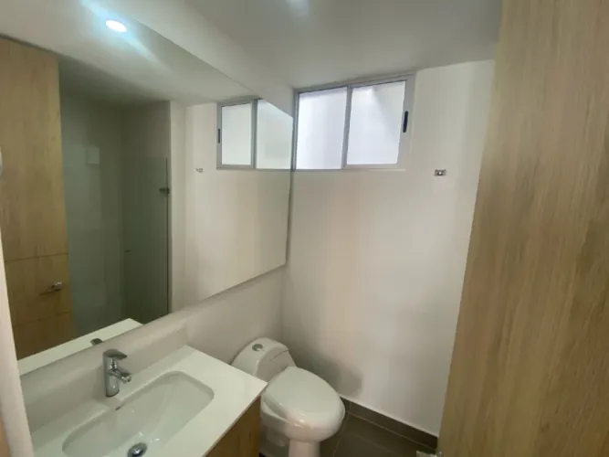 Apartamento de 2 alcobas en venta en Ca�O Siete, Rionegro, 76 m² · foto 9 de 16