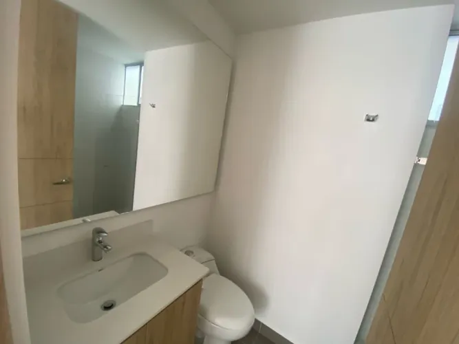 Apartamento de 2 alcobas en venta en Ca�O Siete, Rionegro, 76 m² · foto 14 de 16