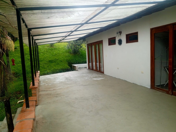 Finca en arriendo en Puente Pelaez, El Retiro, 320 m² · foto 3 de 18