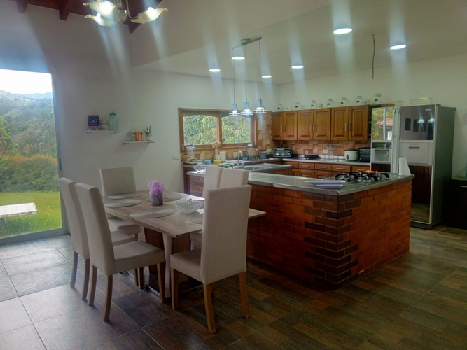 Finca en arriendo en Puente Pelaez, El Retiro, 320 m² · foto 4 de 18
