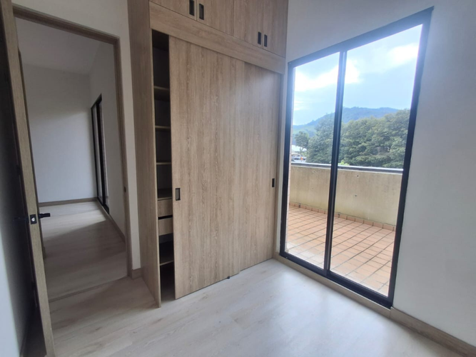 Apartamento de 2 alcobas en venta en Santa Elena, El Retiro, 59 m² · foto 5 de 18