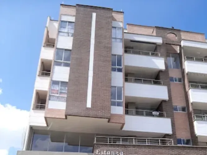 Apartamento de 3 alcobas en venta en La Ceja, 81 m² · foto 2 de 14