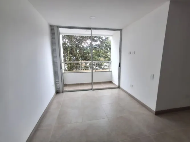 Apartamento de 3 alcobas en venta en La Ceja, 81 m² · foto 4 de 14