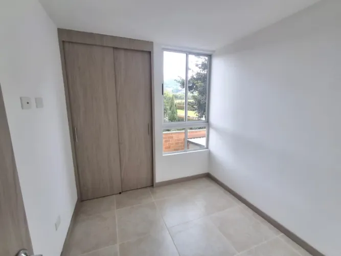 Apartamento de 2 alcobas en venta en La Ceja, 56 m² · foto 12 de 17