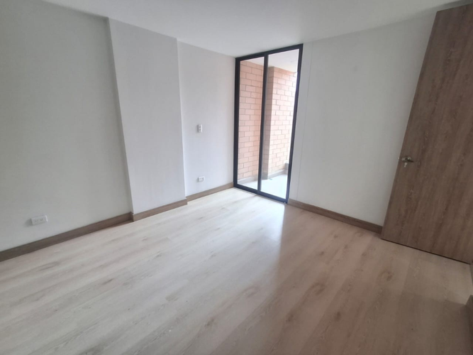 Apartamento de 1 alcoba en venta en Santa Elena, El Retiro, 76 m² · foto 4 de 12