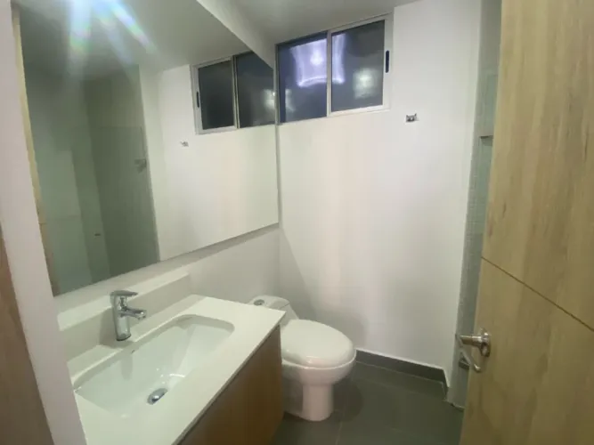 Apartamento de 3 alcobas en venta en Ca�O Siete, Rionegro, 76 m² · foto 9 de 17