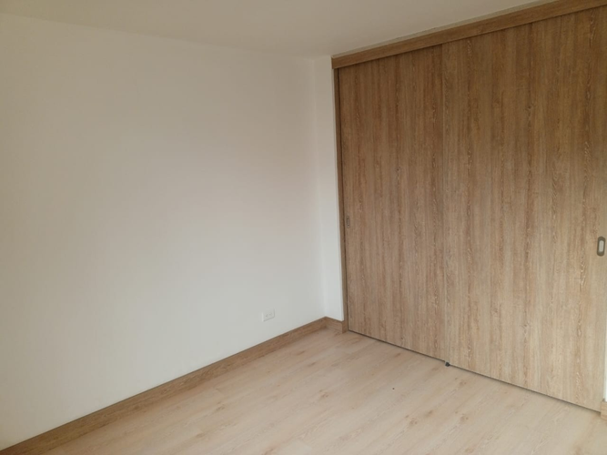 Apartamento de 2 alcobas en venta en Santa Elena, El Retiro, 76 m² · foto 4 de 12