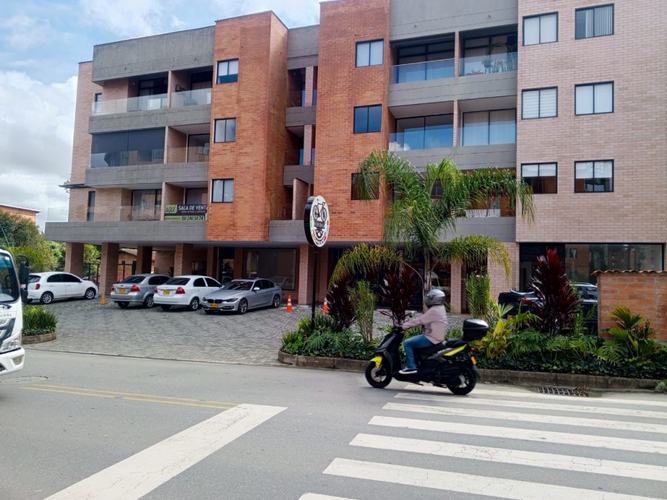 Apartamento de 2 alcobas en venta en Santa Elena, El Retiro, 76 m² · foto 9 de 12