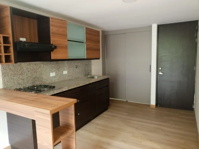 Apartamento de 2 alcobas en venta en Santa Elena, El Retiro, 60 m² · foto 2 de 12