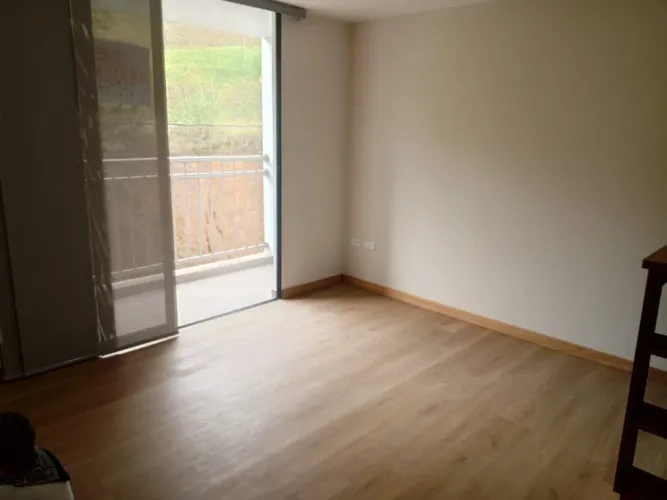 Apartamento de 2 alcobas en venta en Santa Elena, El Retiro, 60 m² · foto 8 de 12