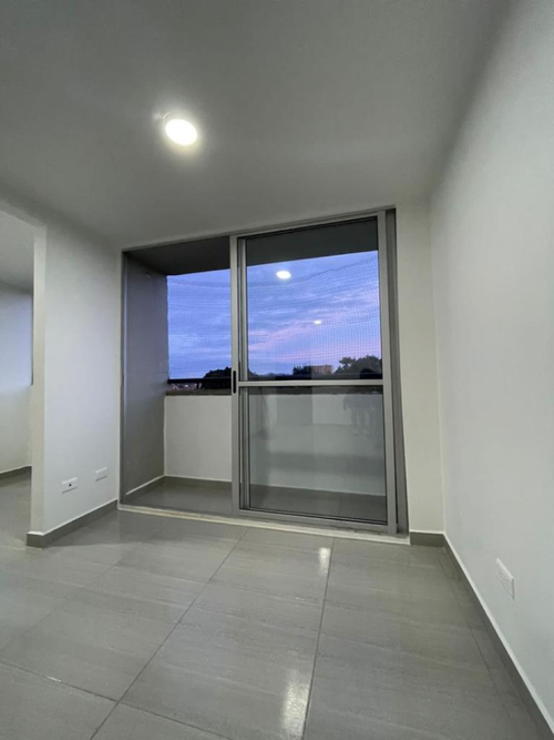 Apartamento de 2 alcobas en venta en Miralindo, Rionegro, 52 m² · foto 2 de 12
