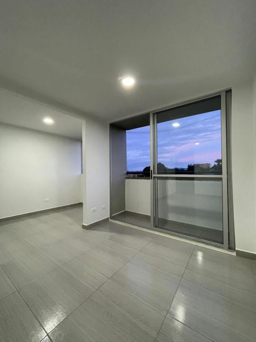 Apartamento de 2 alcobas en venta en Miralindo, Rionegro, 52 m² · foto 3 de 12