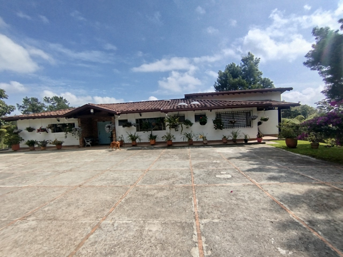 Finca en venta en El Chuscal, El Retiro, 350 m² · foto 2 de 20