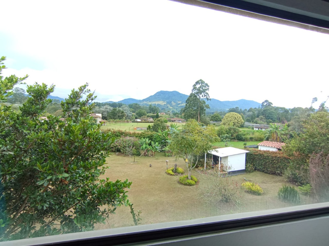Finca en venta en Lomitas, La Ceja, 346 m² · foto 13 de 20