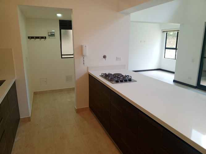 Apartamento de 2 alcobas en venta en Santa Elena, El Retiro, 78 m² · foto 4 de 14