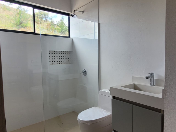 Casa de 4 alcobas en venta en Santa Elena, El Retiro, 300 m² · foto 6 de 18
