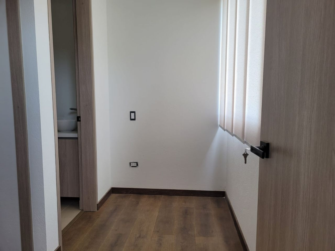 Casa de 4 alcobas en venta en Santa Elena, El Retiro, 300 m² · foto 11 de 18
