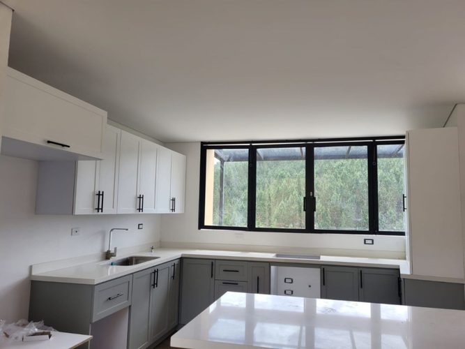 Casa de 4 alcobas en venta en Santa Elena, El Retiro, 300 m² · foto 13 de 18