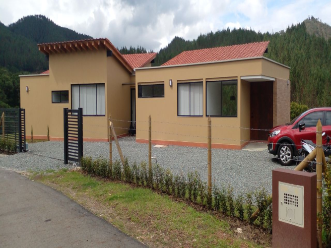 Casa de 4 alcobas en venta en Santa Elena, El Retiro, 300 m² · foto 15 de 18