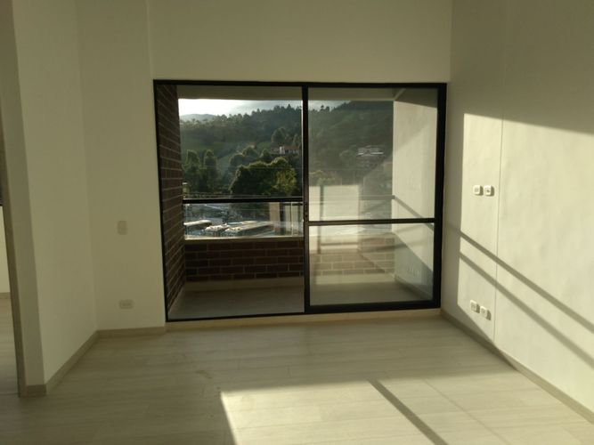 Apartamento de 2 alcobas en venta en Santa Elena, El Retiro, 60 m² · foto 5 de 13