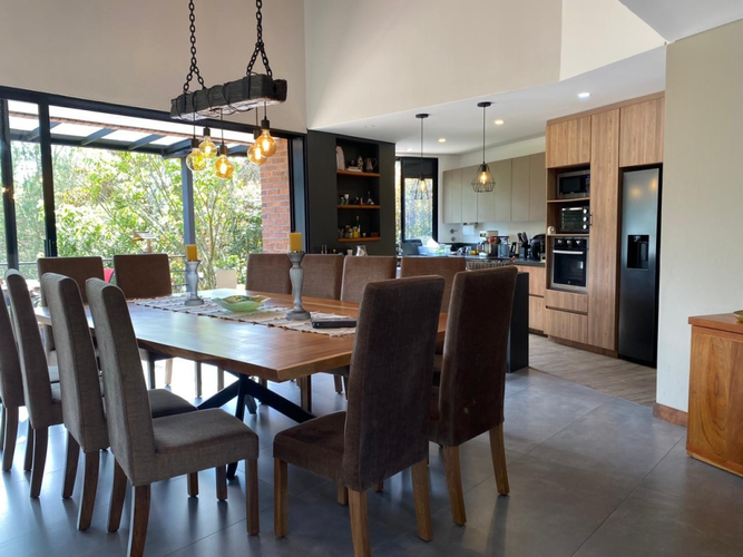 Casa de 3 alcobas en venta en Santa Elena, El Retiro, 332 m² · foto 8 de 17