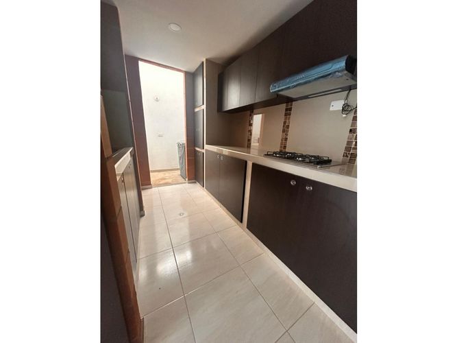 Casa de 4 alcobas en venta en El Castillo, Jamundí, 126 m² · foto 3 de 24