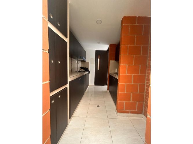 Casa de 4 alcobas en venta en El Castillo, Jamundí, 126 m² · foto 7 de 24