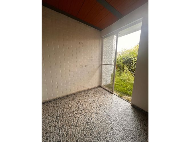 Casa de 4 alcobas en venta en El Castillo, Jamundí, 126 m² · foto 12 de 24