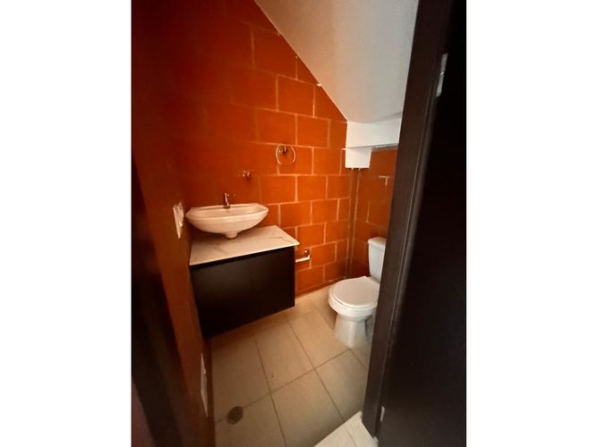 Casa de 4 alcobas en venta en El Castillo, Jamundí, 126 m² · foto 13 de 24