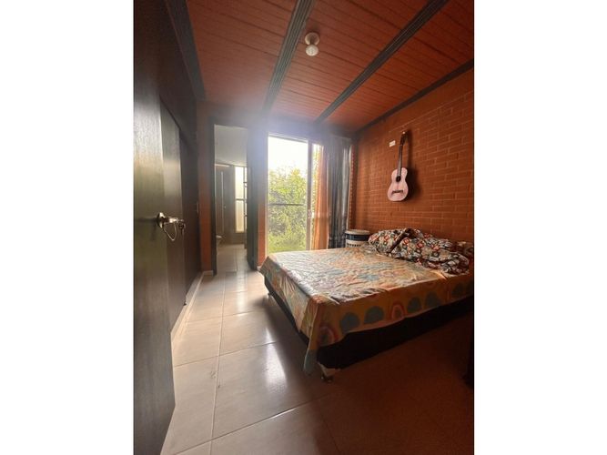 Casa de 4 alcobas en venta en El Castillo, Jamundí, 126 m² · foto 14 de 24