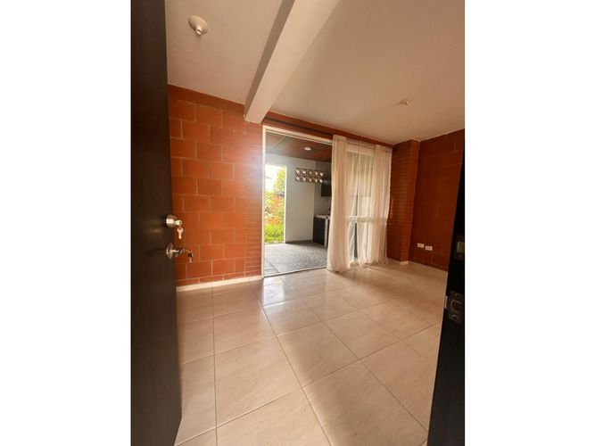 Casa de 4 alcobas en venta en El Castillo, Jamundí, 126 m² · foto 19 de 24