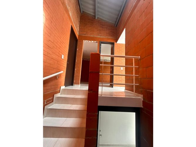Casa de 4 alcobas en venta en El Castillo, Jamundí, 126 m² · foto 21 de 24