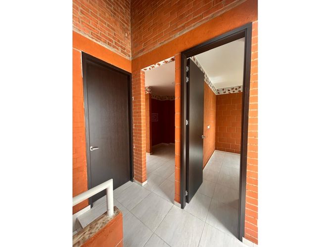 Casa de 4 alcobas en venta en El Castillo, Jamundí, 126 m² · foto 23 de 24