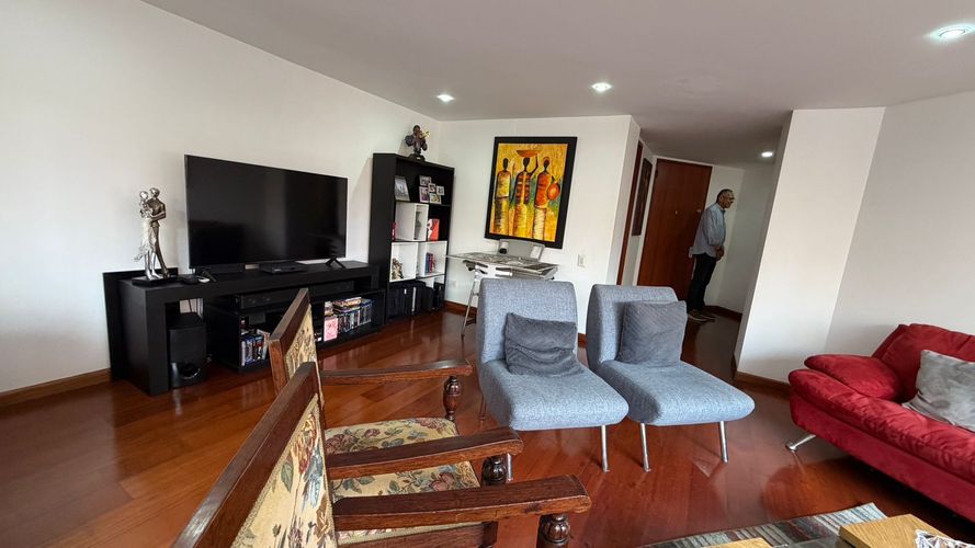 Apartamento de 3 alcobas en venta en Lagos De Cordoba, Bogotá, 154 m² · foto 7 de 24