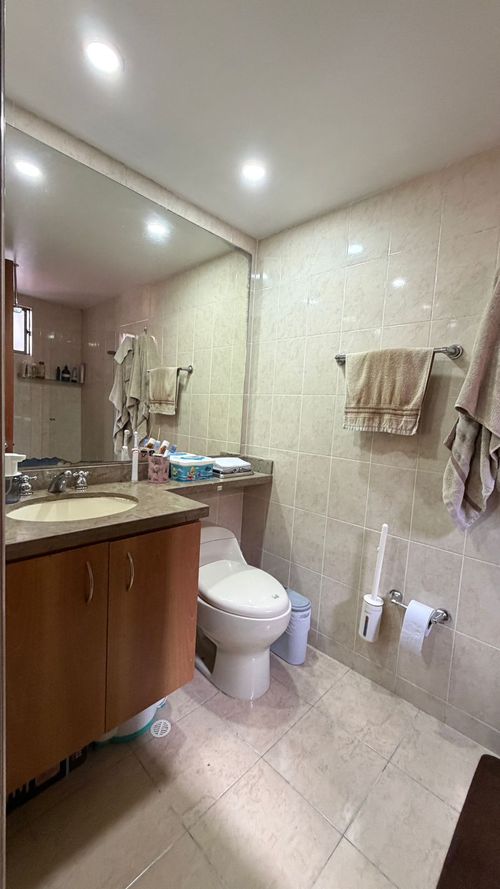 Apartamento de 3 alcobas en venta en Lagos De Cordoba, Bogotá, 154 m² · foto 21 de 24