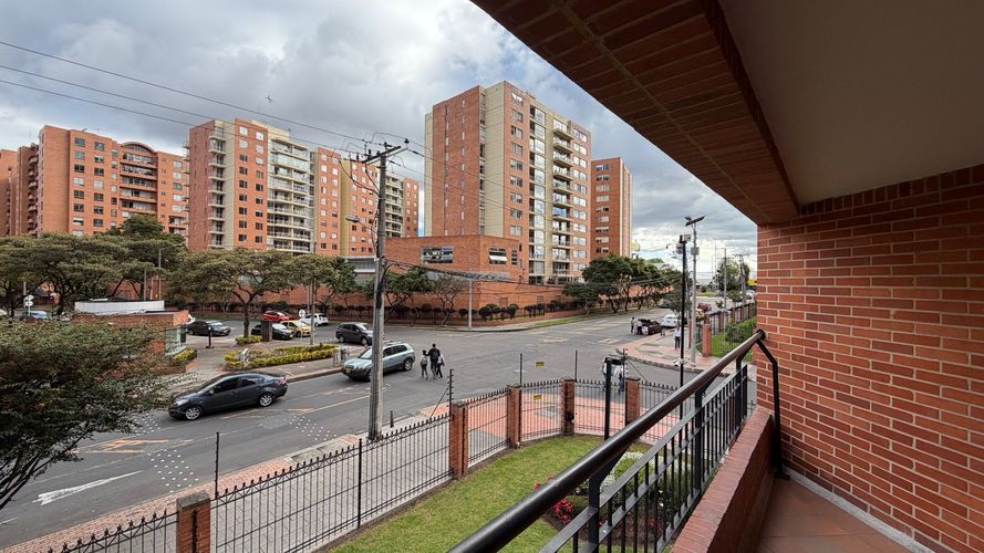 Apartamento de 3 alcobas en venta en Lagos De Cordoba, Bogotá, 154 m² · foto 23 de 24