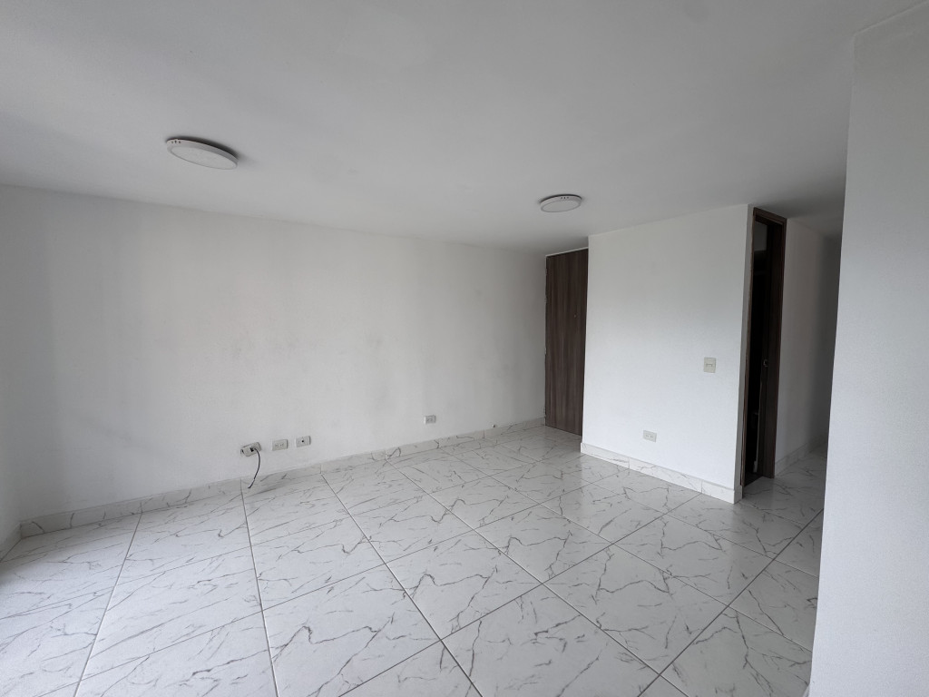 Apartamento en venta en Suramérica, La Estrella · foto 17 de 23