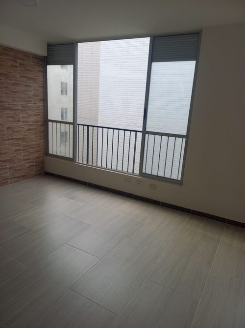 Apartamento de 2 alcobas en venta en Belalcazar, Yumbo, 50 m² · foto 2 de 11