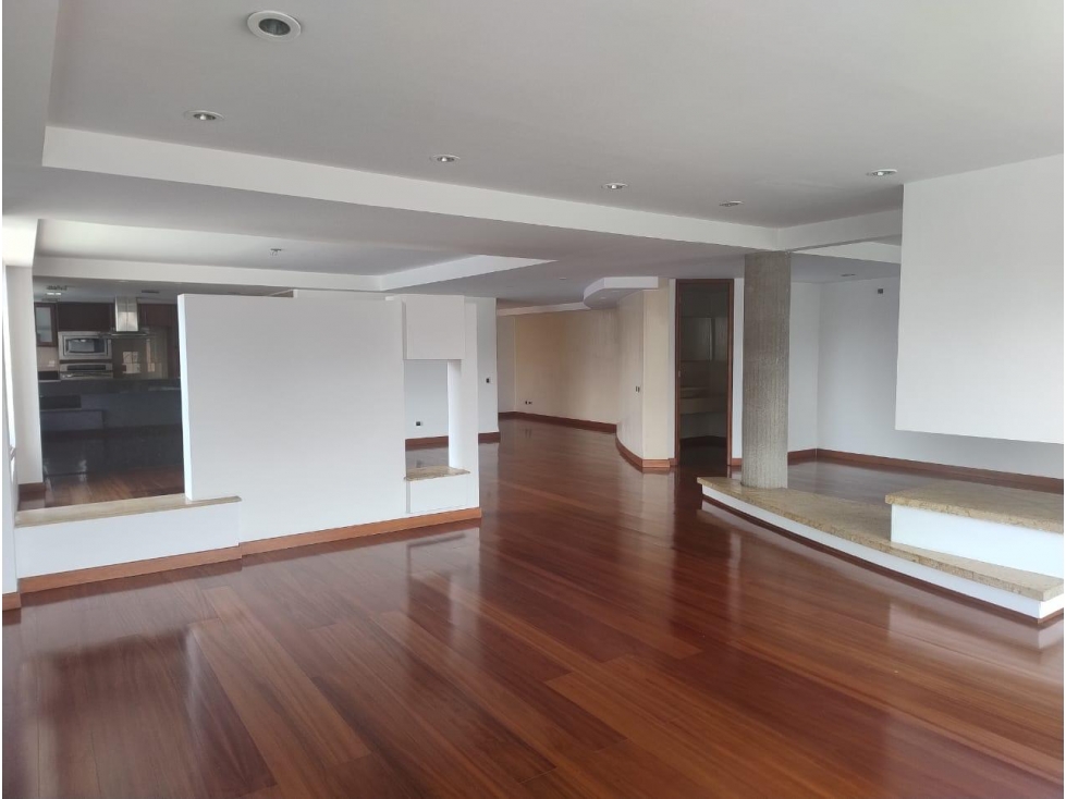 Apartamento en venta en Santa Barbara Occidental, Bogotá · foto 2 de 22