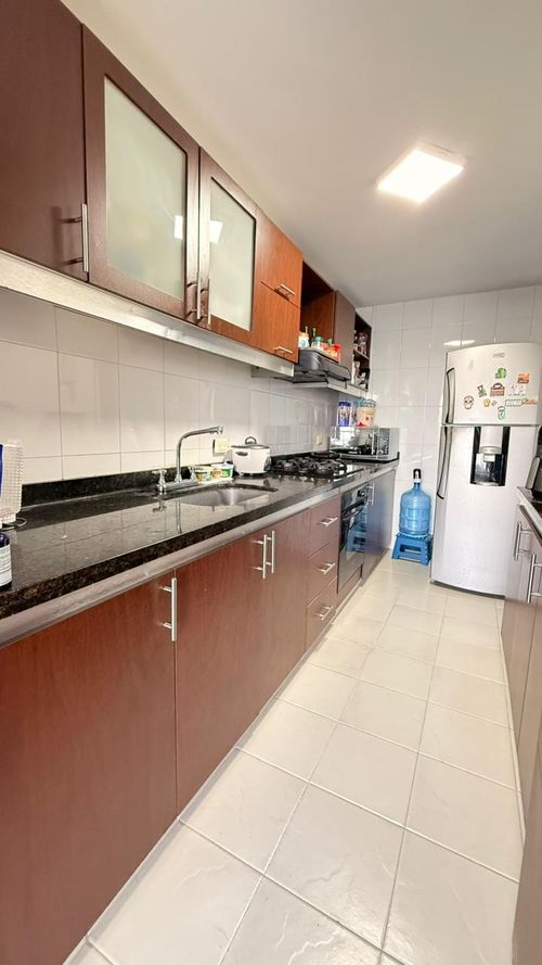 Apartamento en venta en Ciudad Jardin, Cali · foto 4 de 7