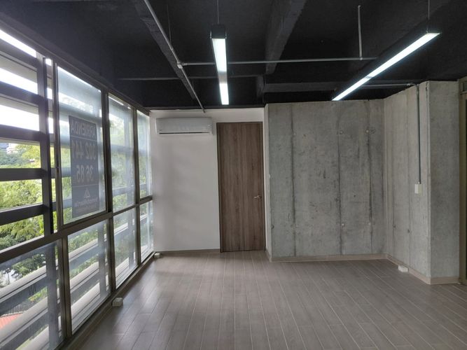 Oficina en arriendo en Zuñiga, Envigado, 68 m² · foto 4 de 17