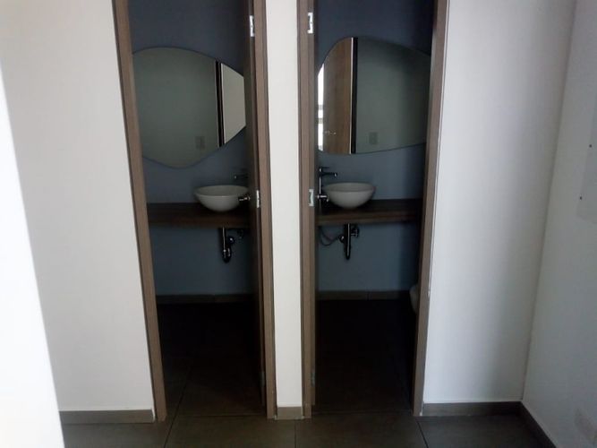 Oficina en arriendo en Zuñiga, Envigado, 68 m² · foto 14 de 17